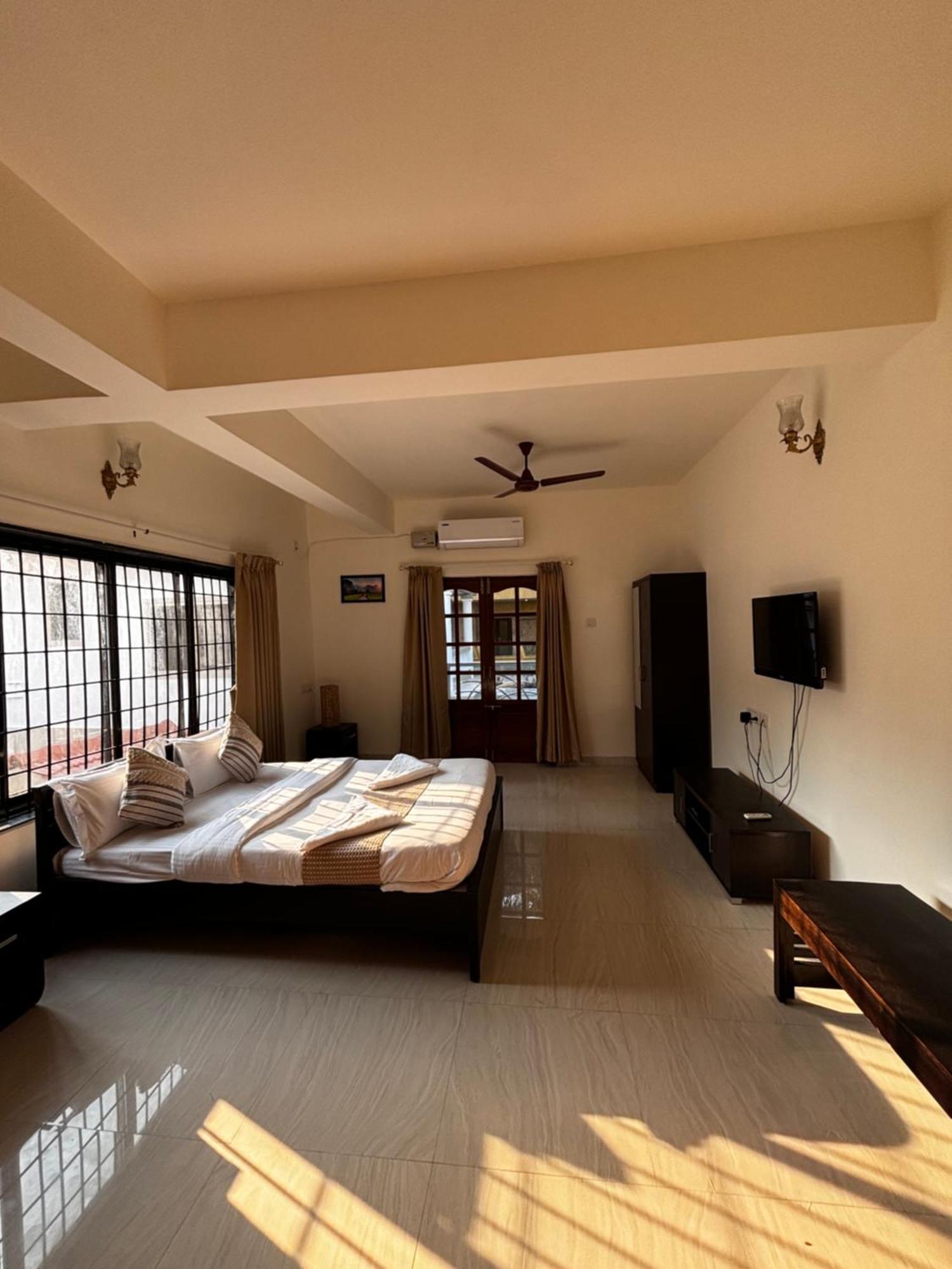 Papa John Villa A Calangute Exterior photo